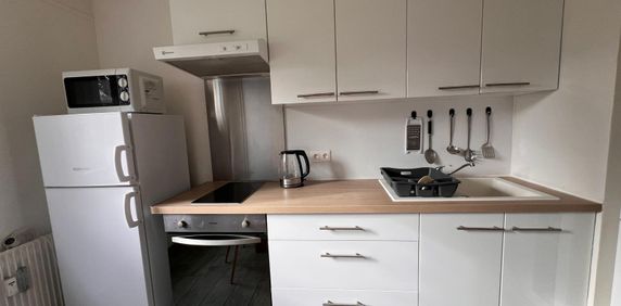 Location Appartement 35m² - Photo 2