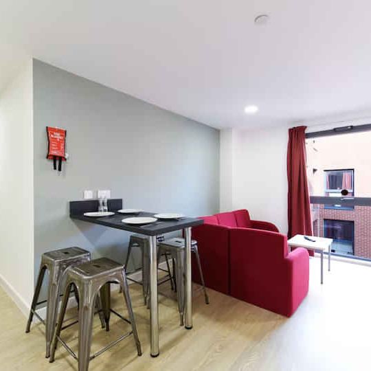 Ensuite Silver - Photo 1