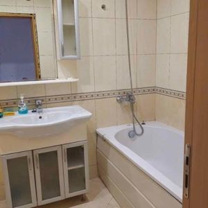 Apartament cu 2 camere de inchiriat pe strada Independentei - Photo 3