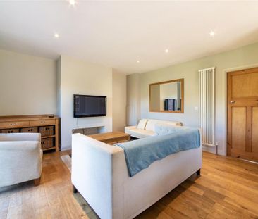 2 bedroom semi-detached bungalow to rent - Photo 5