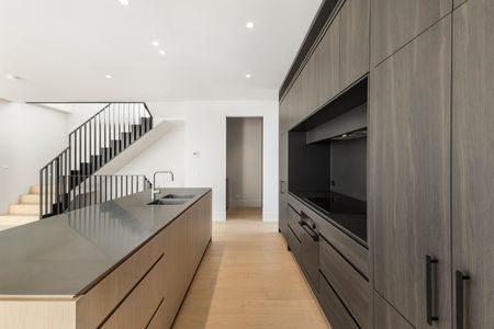 21 Illowa Street, Malvern East VIC 3145 - Townhouse For Rent | Domain - Photo 5