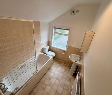77 Leopold Street -No Deposit & 2 bathroomsLoughborough - Photo 4