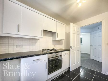 2 bedroom flat to rent - Photo 5