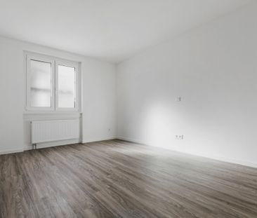 Familienfreundliche 5-Zimmer-Wohnung mit Einbauküche in Franklin-Mitte - Photo 2