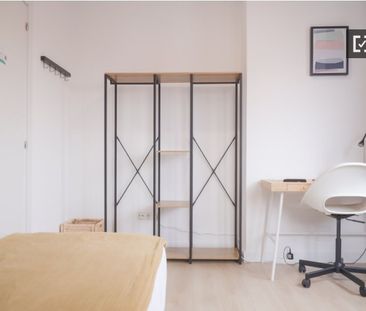 madrid, Community of Madrid 28045 - Photo 3