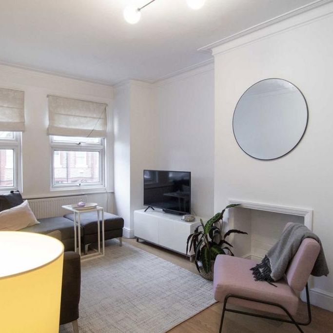 2 bedroom flat to rent - Photo 1