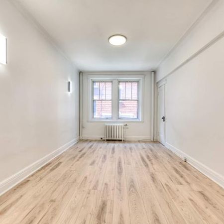 2 CH - 1 SDB - Westmount - $1,850 /mo - Photo 3