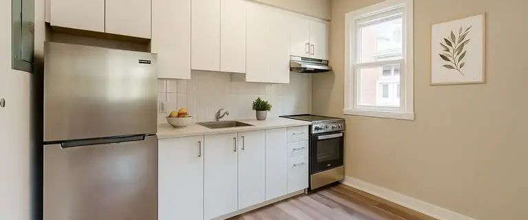 362 McArthur & 388-390 Irwin Miller | 362 McArthur, Ottawa - Photo 1