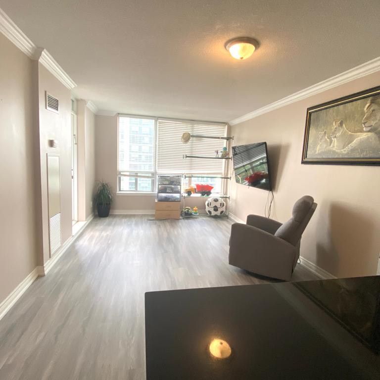 For Lease - 60 Disera Drive Unit# 610, Vaughan, Ontario - Photo 1