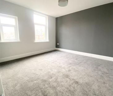 Home - Rooms - 139 DONCASTER ROAD, BANSLEY - Photo 4