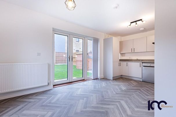 3 bedroom detached house to rent - Photo 1