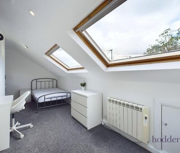 4 bedroom semi-detached house to rent - Photo 4