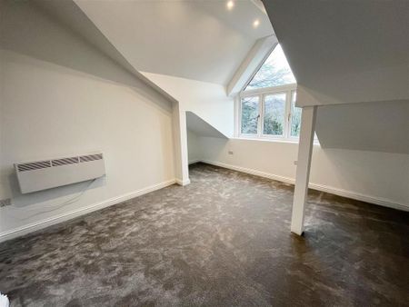 4 bedroom townhouse to rent - Photo 2