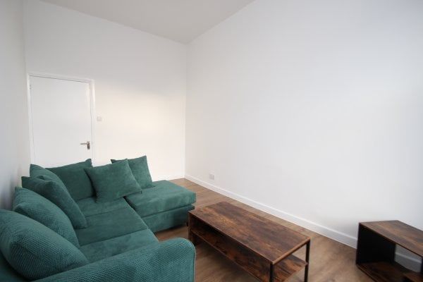 Dumbarton Road, Partick, G11 - Photo 1