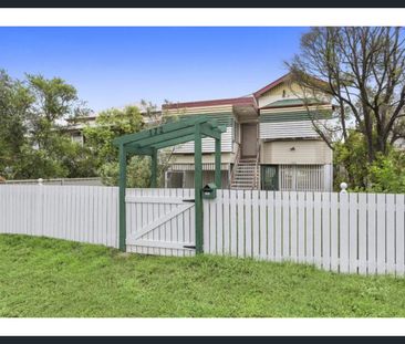 A HOME WITH PERSONALITY AND A PLAN - Photo 6