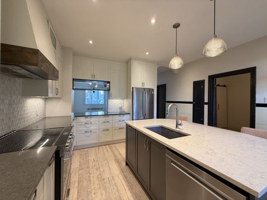 2759 Avenue Hector - Photo 1