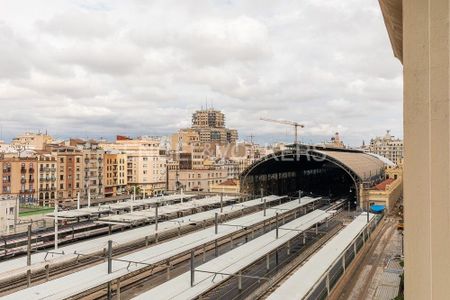 Valencia, Valencian Community 46004 - Photo 5