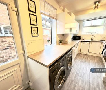 1 bedroom in a house share to rent - Photo 6