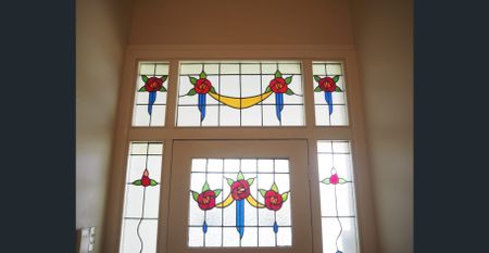 UNFURNISHED! - Stunning Completely Renovated Character Home! Home Opens. - Photo 2