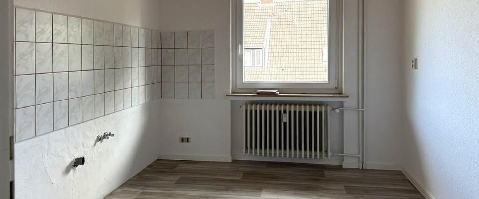 TT bietet an: Gemütliche 2-Zimmer-Wohnung mit Balkon im ruhigen Fedderwardergroden! - Photo 1