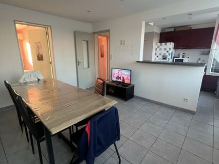 Location Appartement 4 pièces 64 m2 à Perpignan - Photo 3