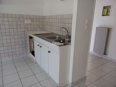 Location Appartement 1 pièce 33m² ISIGNY SUR MER 14230 - Photo 5