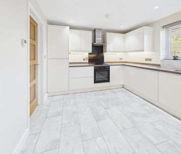 3 bedroom end of terrace house to rent - Photo 6