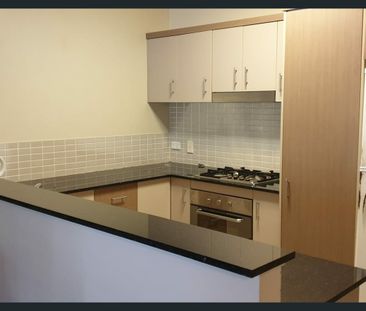 202/12-21 Gregory Street, Westcourt QLD 4870 - Apartment For Rent |... - Photo 3