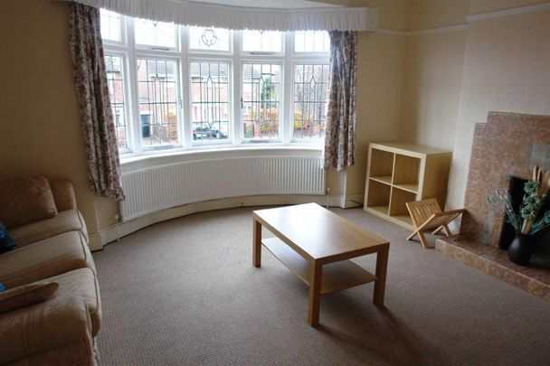 2 Bedroom Flat - First Floor - Photo 1