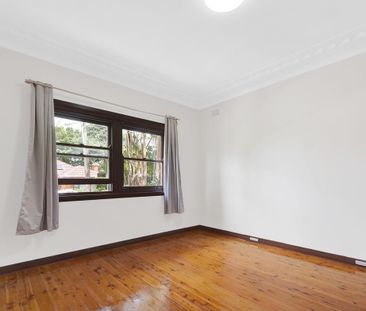 9 Cronin Avenue, Penshurst NSW 2222 - House For Rent | Domain - Photo 2