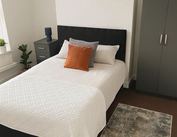 Ashford Street Room 2 - Photo 1