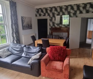 5 Bed - Flat 4, 1 North Grange Road, Headingley, Leeds - LS6 2BR - ... - Photo 1