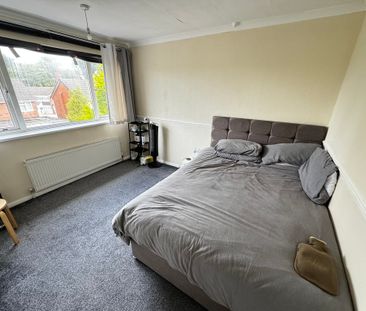 Camberley Drive, Penn, Wolverhampton - Photo 5