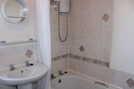 31 Abernethy Road, AB42 2GB, Peterhead - Photo 4