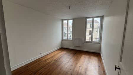 Location Appartement 3 pièces 52m² MAUZE SUR LE MIGNON 79210 - Photo 4