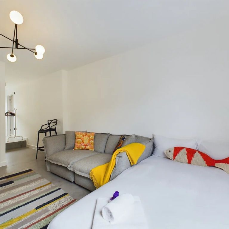 24a Shore Rd, London - Photo 1