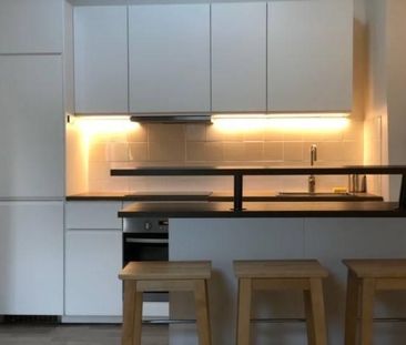 T3 refait Ã neuf, meublÃ© Ã l'annÃ©e, dispopnible au petit Bay à lo... - Photo 4