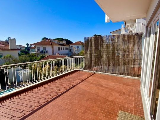 5 room luxury Flat for rent in Sao Joao do Estoril, Cascais e Estoril, Cascais, Lisbon - Photo 1
