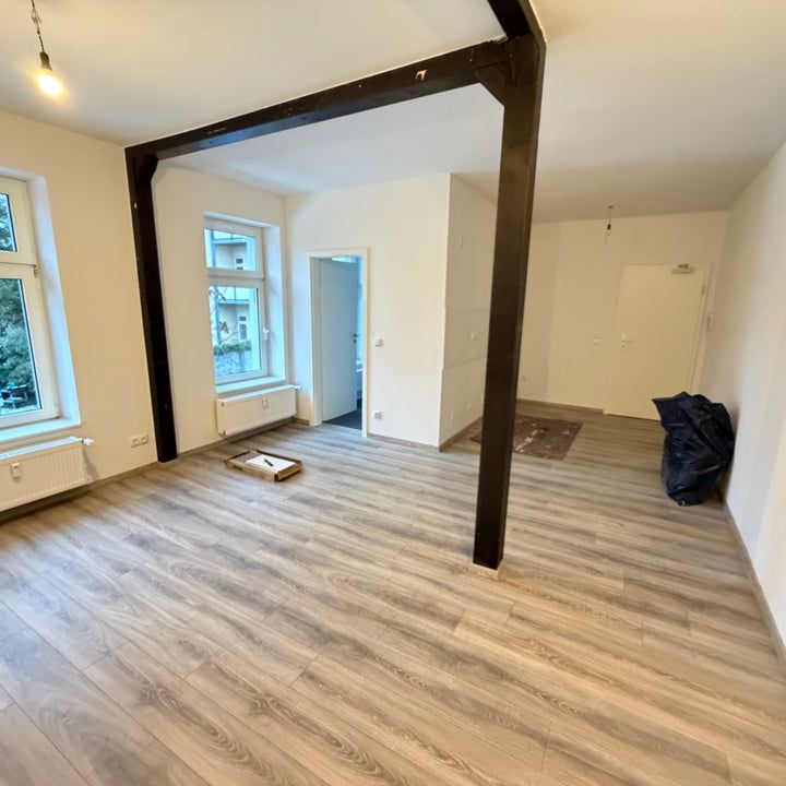 Sanierte Zwei-Zimmer-Wohnung im Hinterhaus sucht einen neuen Mieter! - Photo 1