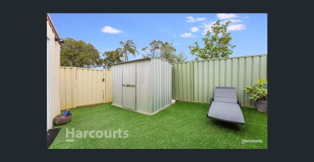 Low-Maintenance Studio Living in a Convenient Location - Photo 2