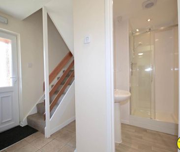 1 bedroom in a house share to rent - Photo 6