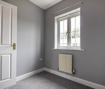 3 bedroom semi-detached house to rent - Photo 6