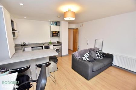Apt 3, 104 Eglantine Avenue, Belfast, BT9 6EU - Photo 2
