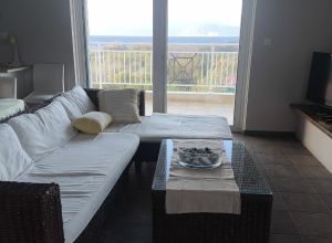 Διαμέρισμα για ενοικίαση - Ακράτα, - Φωτογραφία 1