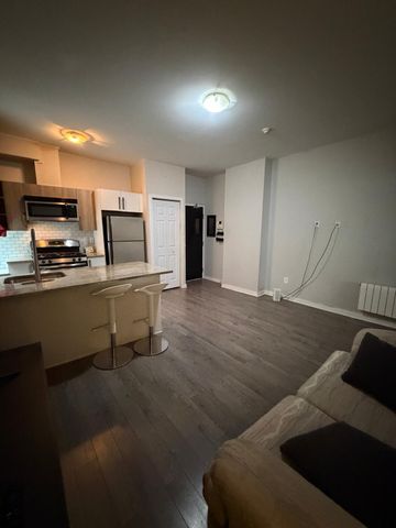 178 Clarence St - Photo 3