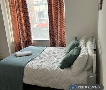 1 bedroom in a house share to rent - Photo 5