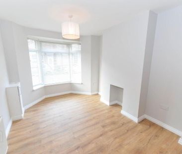 18 Hollycroft Avenue, Belfast, BT5 5JE - Photo 1