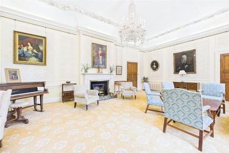 2 bedroom maisonette to rent - Photo 3