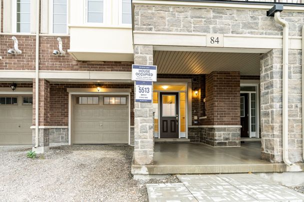 For Lease - 84 Paisley Drive, Bradford West Gwillimbury, Ontario - Photo 1