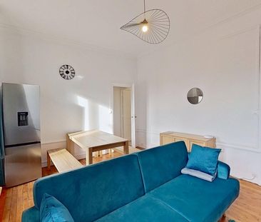 Belle chambre meublée tout inclus dans une maison rénovée avec terr... - Photo 2
